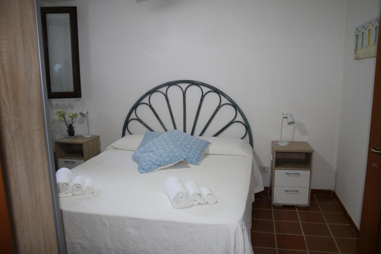 B&B Sa Serra Stintino Exterior photo